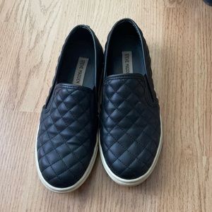 black steve madden loafers, size 7